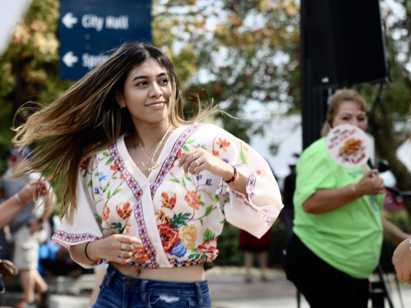 87936A0A-A2E2-4BA7-897E-B33D515D1F8E_1_201_a